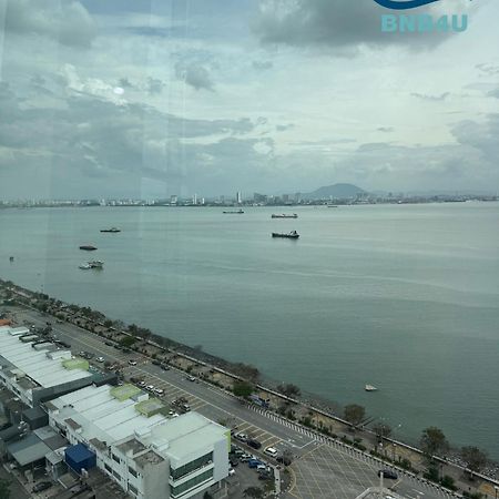 Duplex Seaview Comfort Stay In City By Iz 조지타운 외부 사진