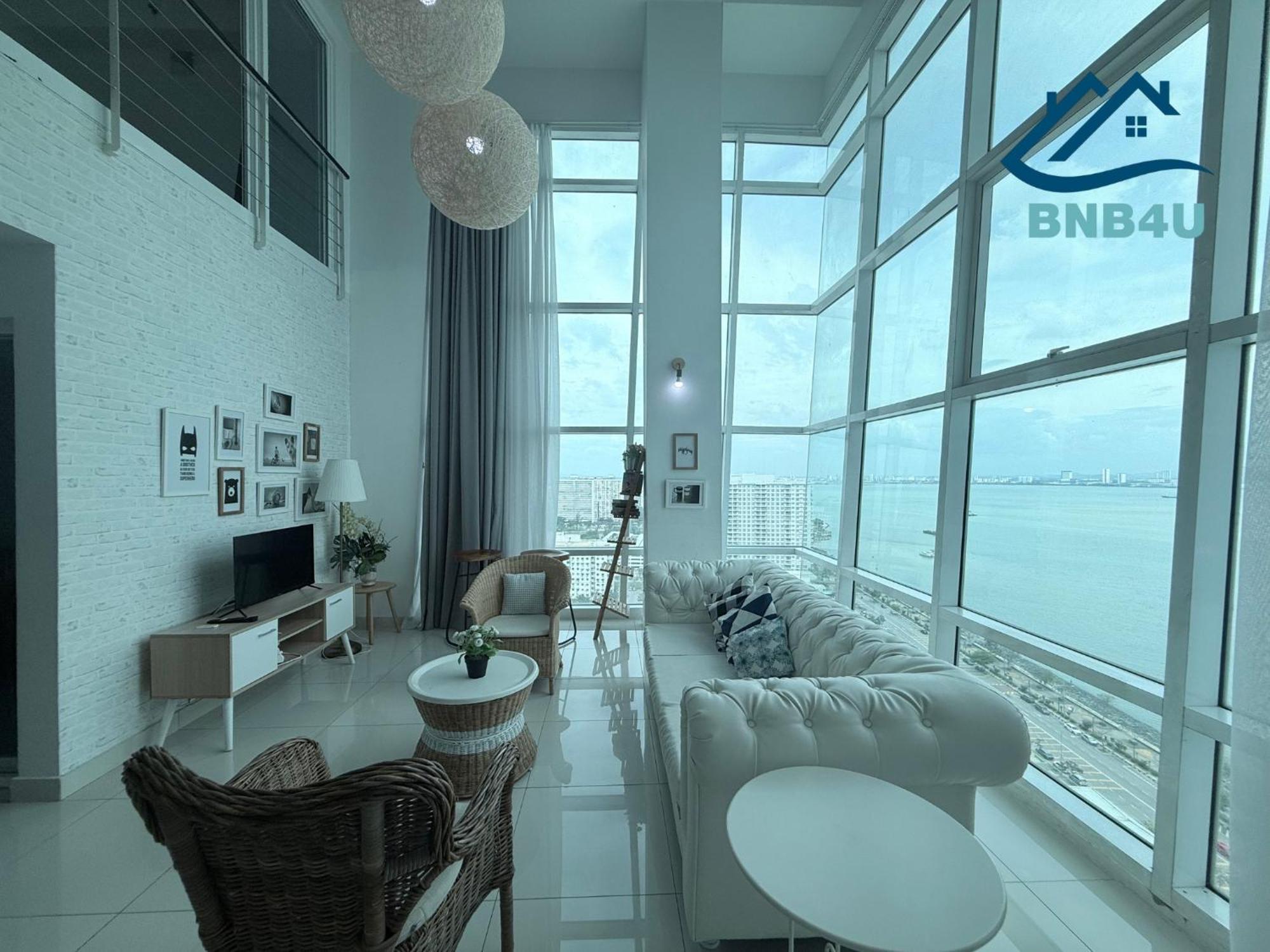Duplex Seaview Comfort Stay In City By Iz 조지타운 외부 사진