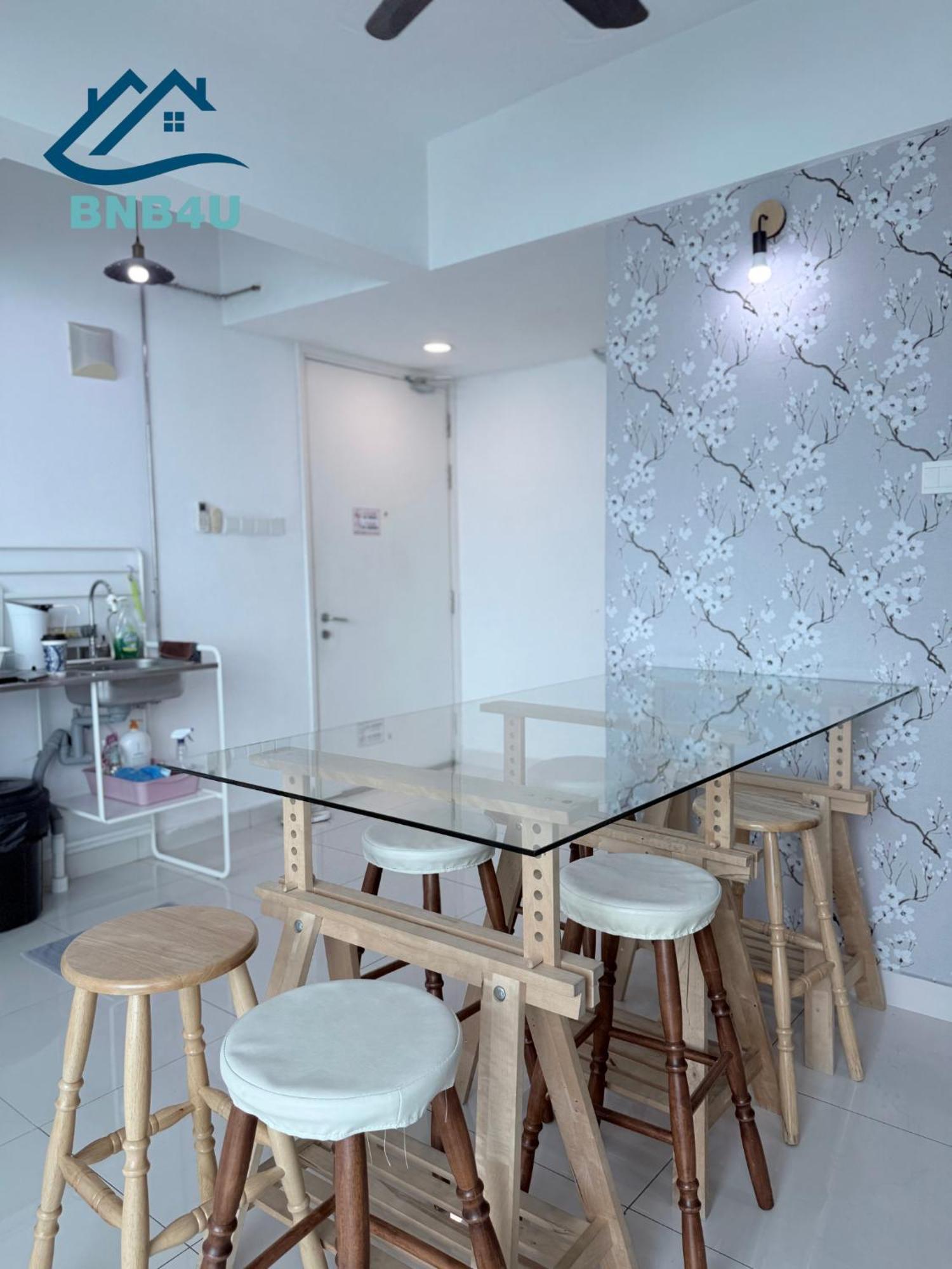 Duplex Seaview Comfort Stay In City By Iz 조지타운 외부 사진