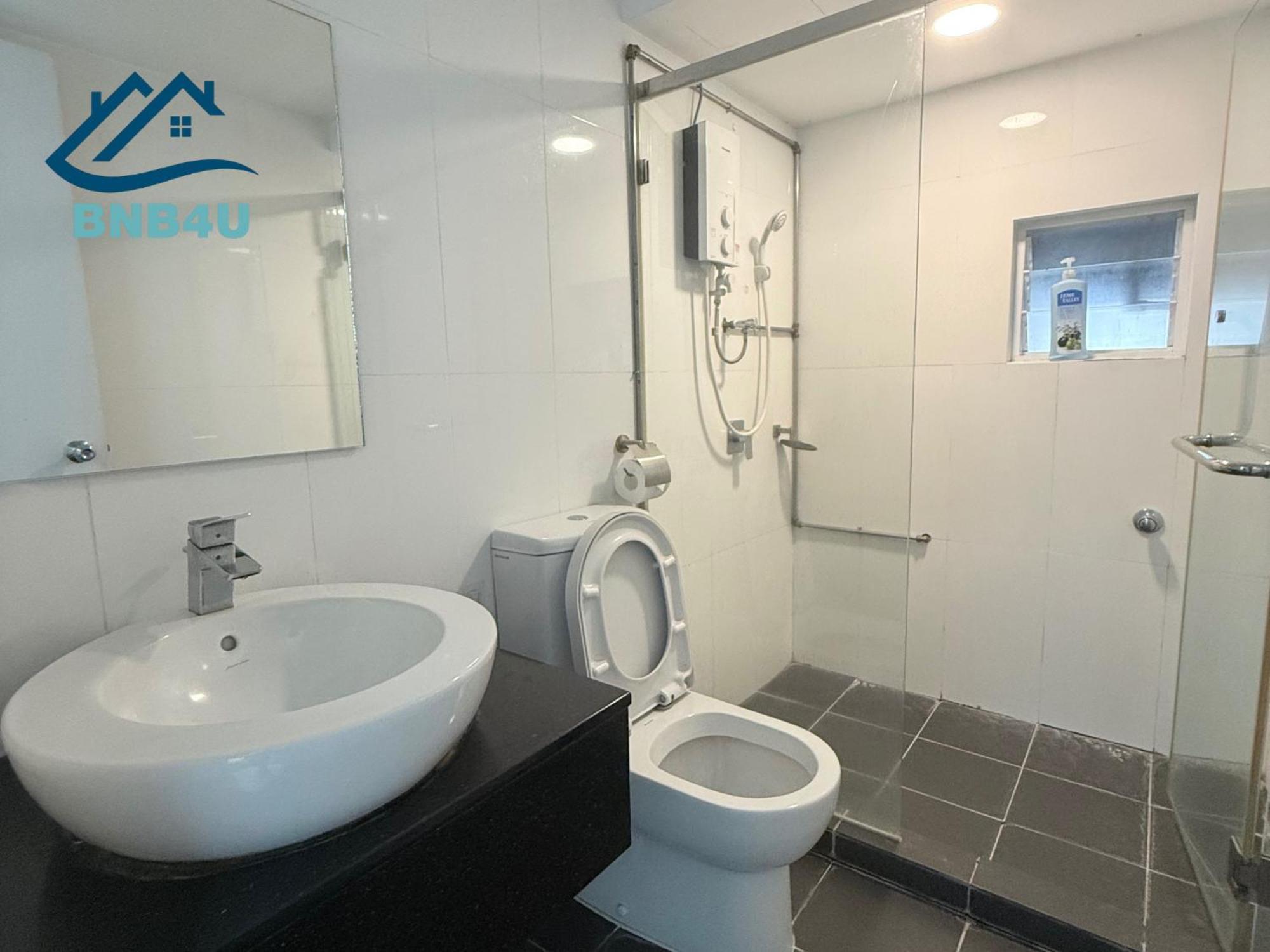 Duplex Seaview Comfort Stay In City By Iz 조지타운 외부 사진