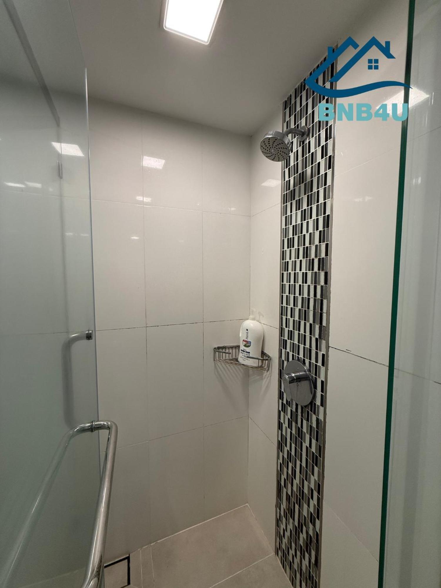 Duplex Seaview Comfort Stay In City By Iz 조지타운 외부 사진